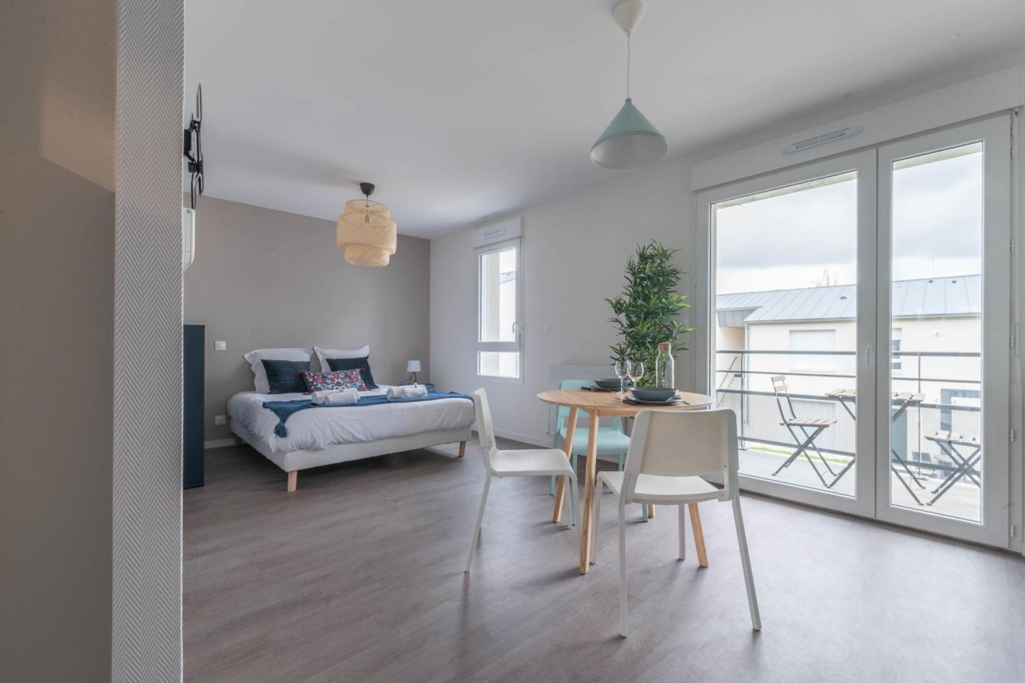 Camille - Studio Wifi Et Gare Le Mans Dış mekan fotoğraf