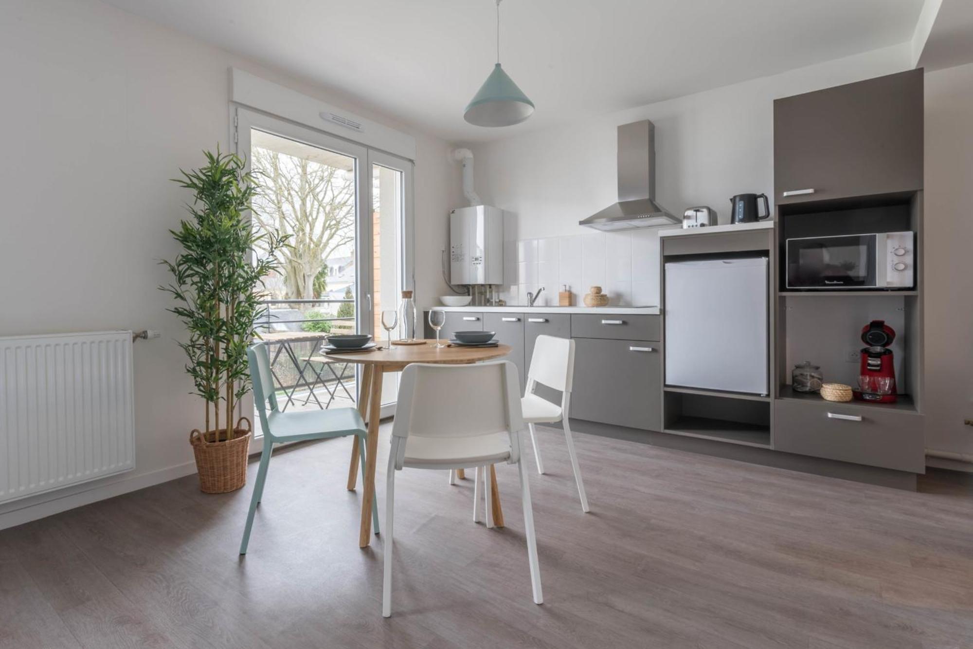 Camille - Studio Wifi Et Gare Le Mans Dış mekan fotoğraf