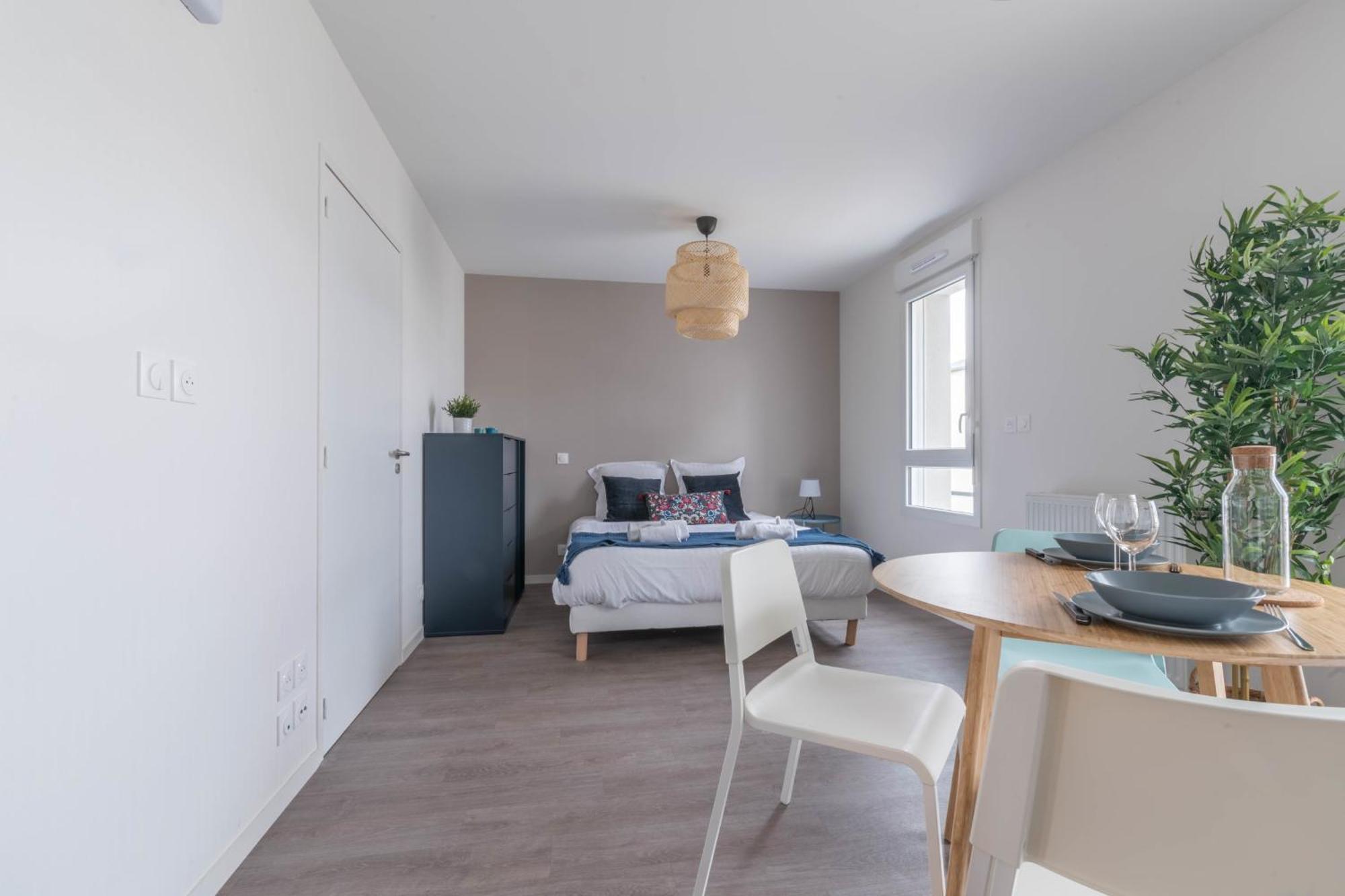 Camille - Studio Wifi Et Gare Le Mans Dış mekan fotoğraf